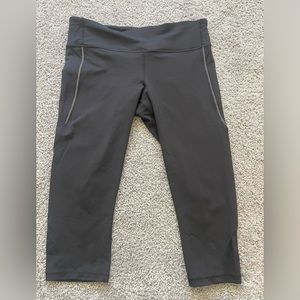 Lululemon black crop running leggings - size 10